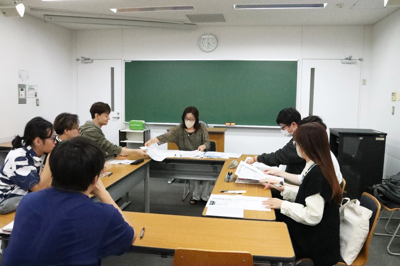 文献講読（日本語）