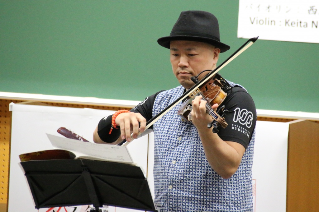 バイオリニストの西垣氏