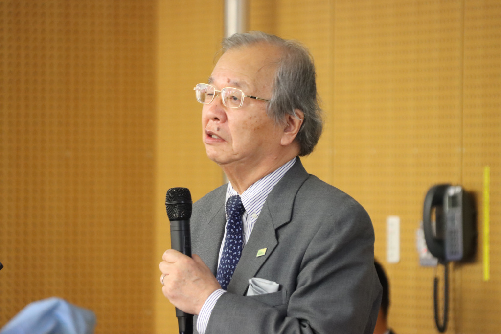 基調講演をする河田氏