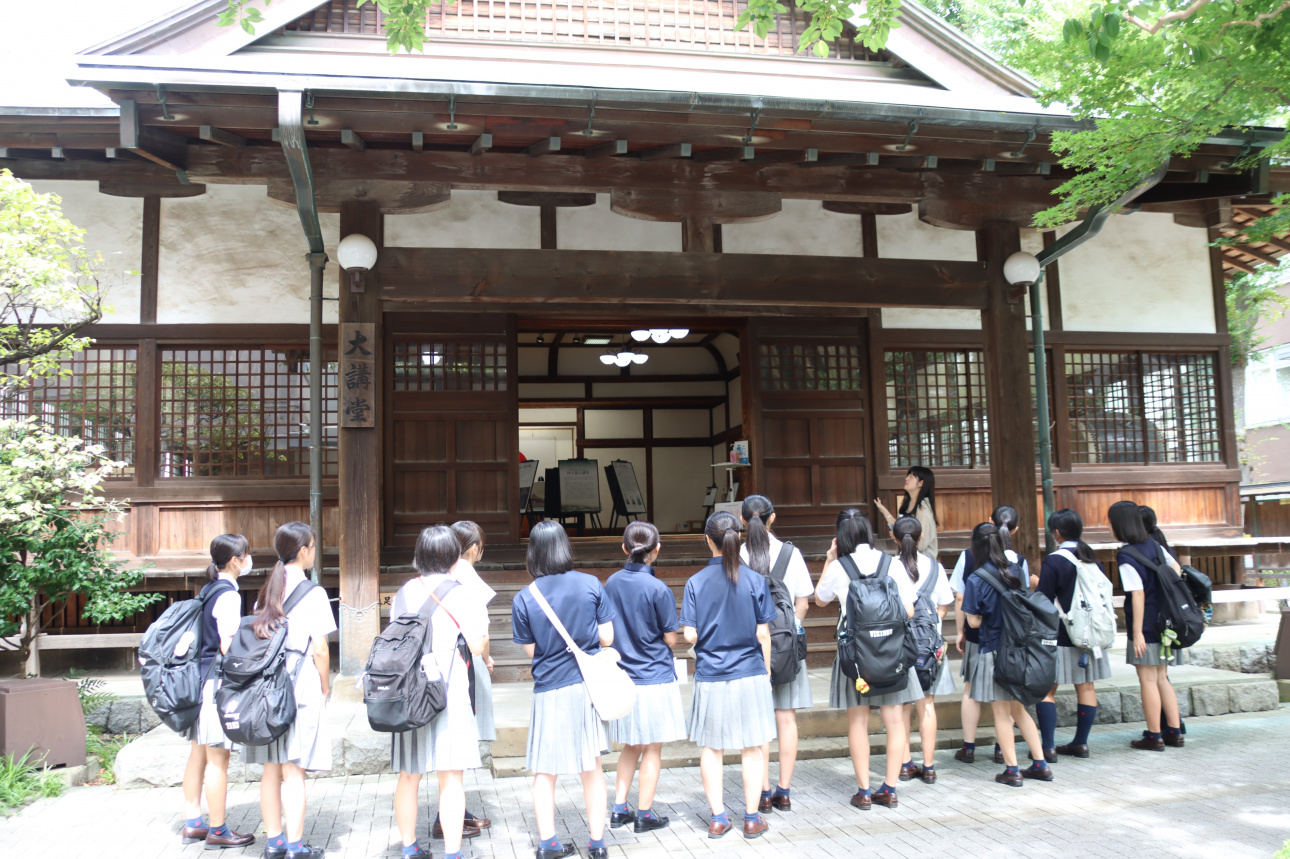 世田谷キャンパス見学の様子