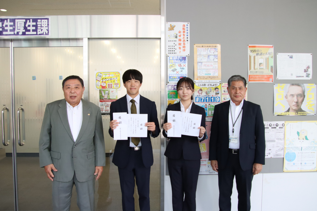 左から、坂本会長、神谷委員長、後藤委員長、作田事務部長