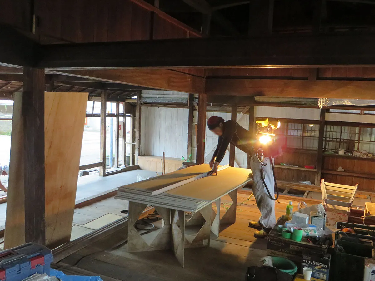 クラフトワークによる建設技能者の施工