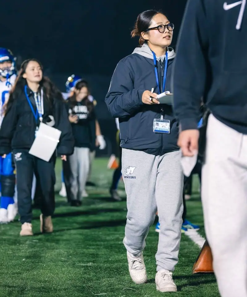 昨年の試合で活動する鬼嶋さん