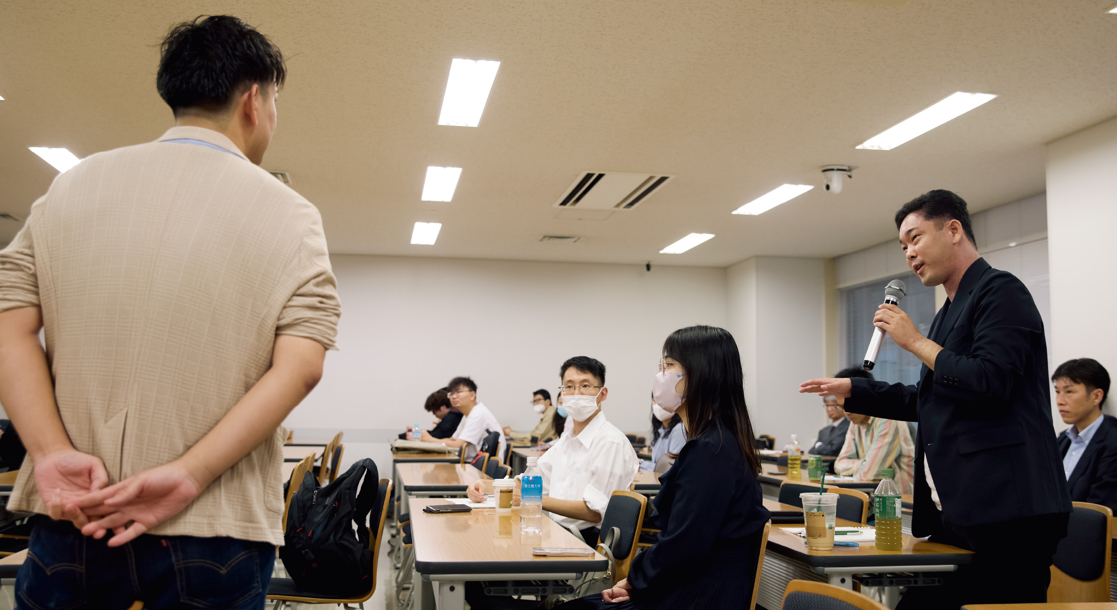 インタビューの様子