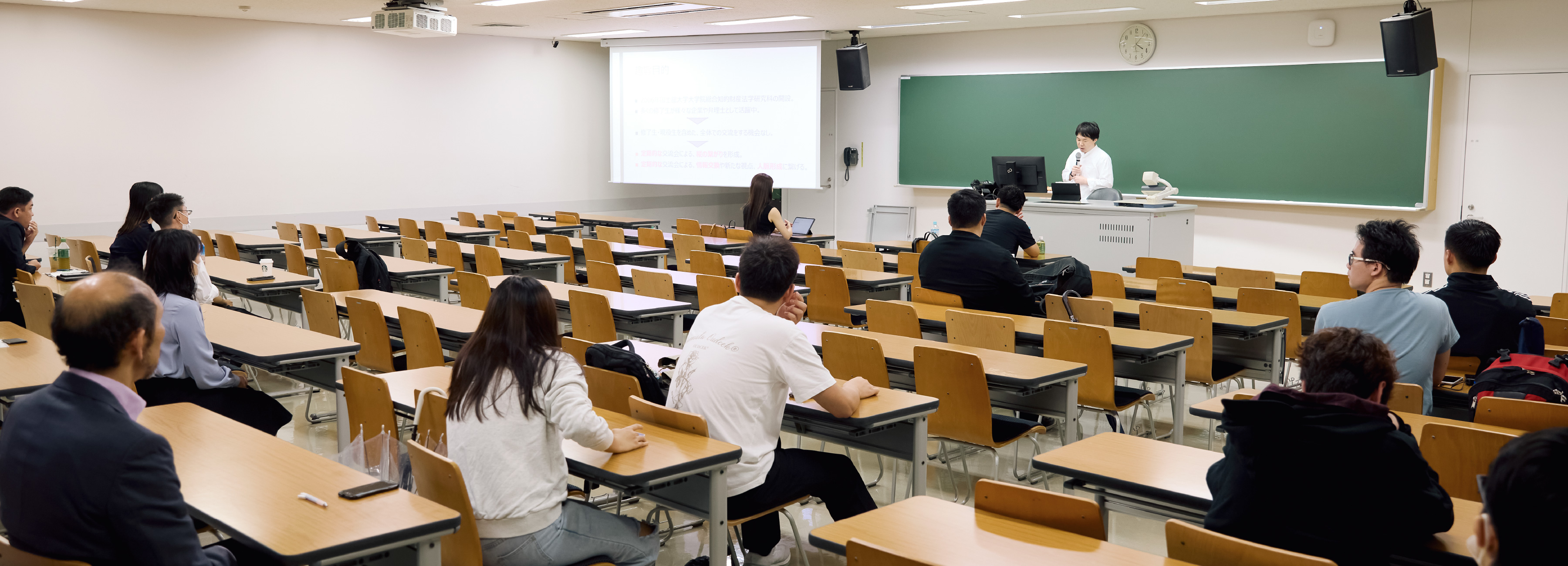 インタビューの様子