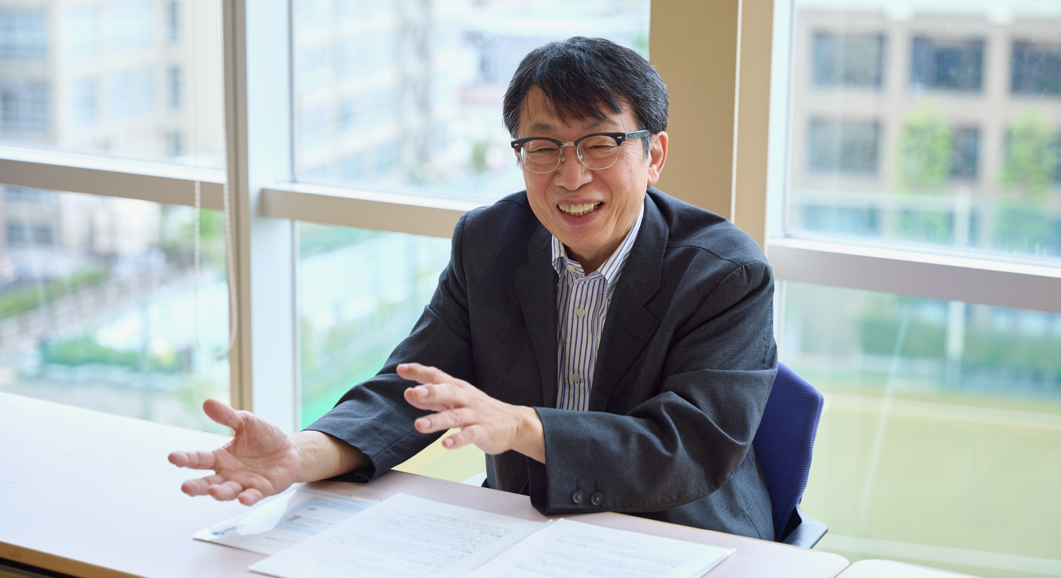インタビューの様子