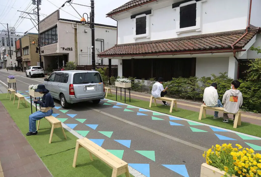 道路空間再編・利用の社会実験を実施｜国士舘大学