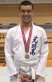 男子個人組手－68kg優勝の本村俊介選手