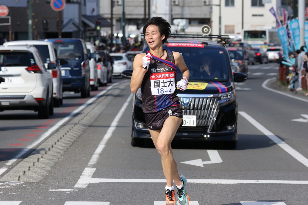 石川智康選手（4区）