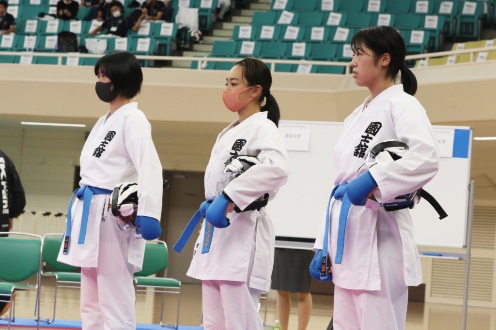 右から永井選手・芳賀選手・嶋田選手