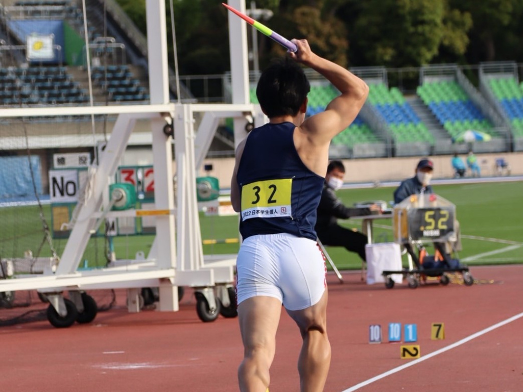 北川選手のやり投の様子