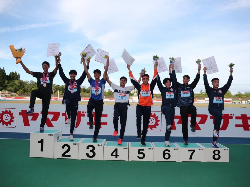 U20で準優勝を果たした橋本選手（左から2人目）