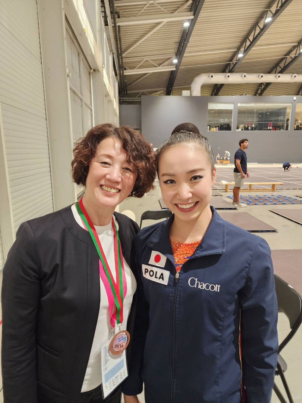 山本里佳監督と稲木選手