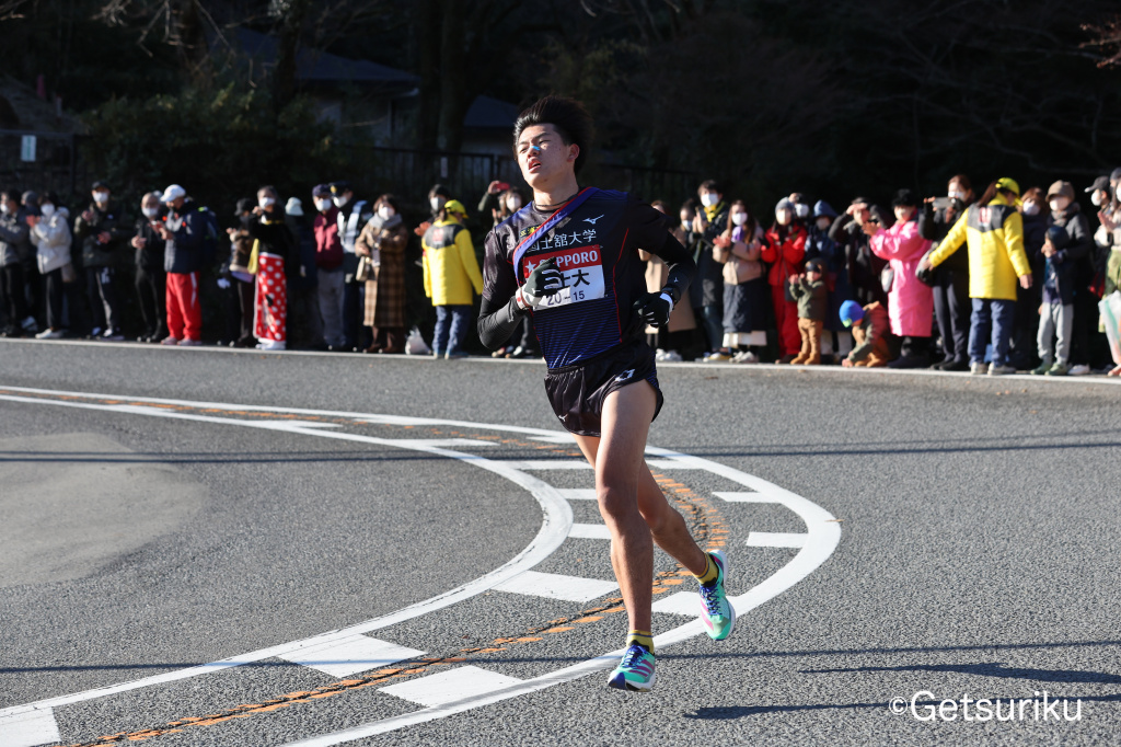 中島弘太選手（6区）