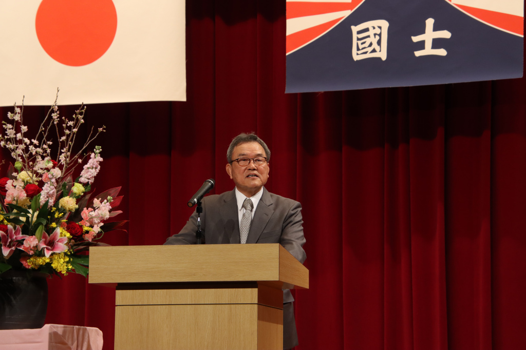 全日本学生レスリング連盟福田会長