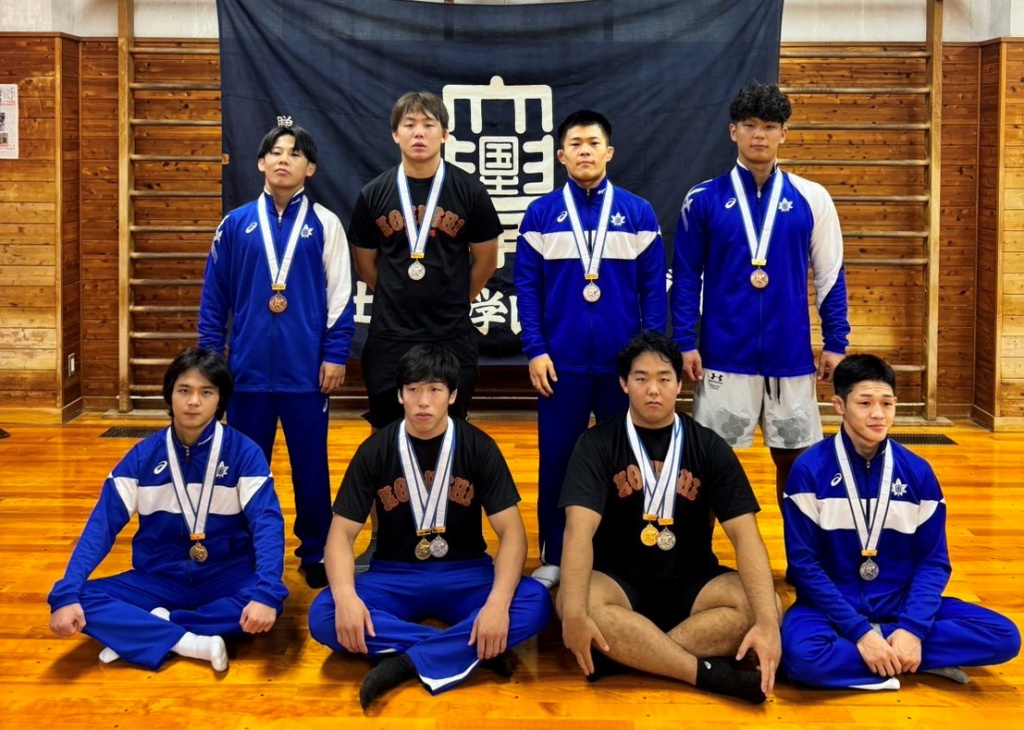 新人戦に出場した選手ら