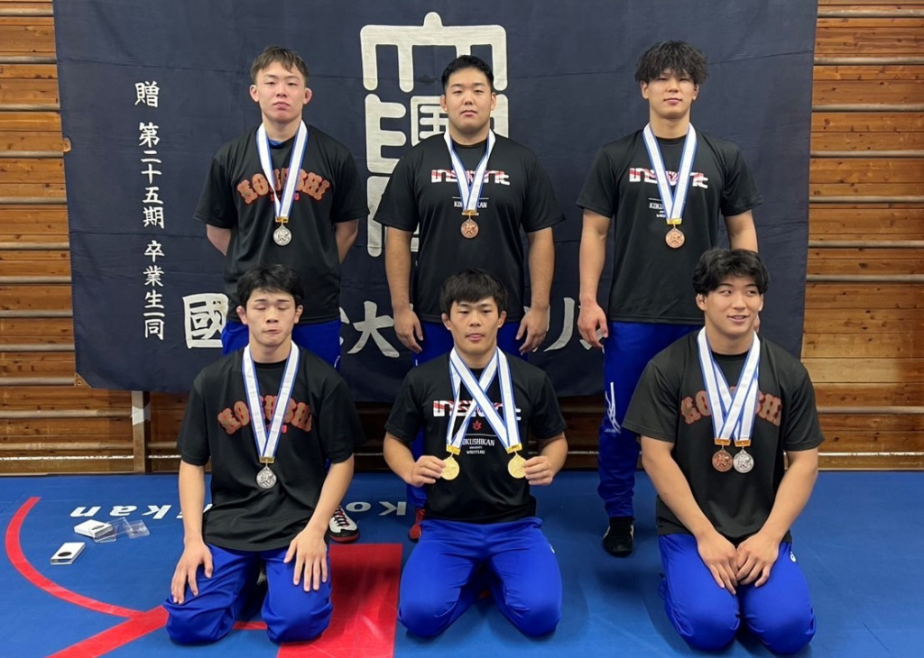 新人戦の部に出場した選手ら