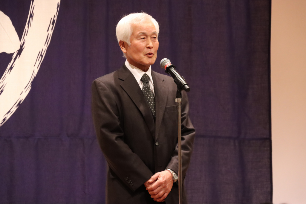 祝辞を述べる関東学生剣道連盟副会長の山田氏