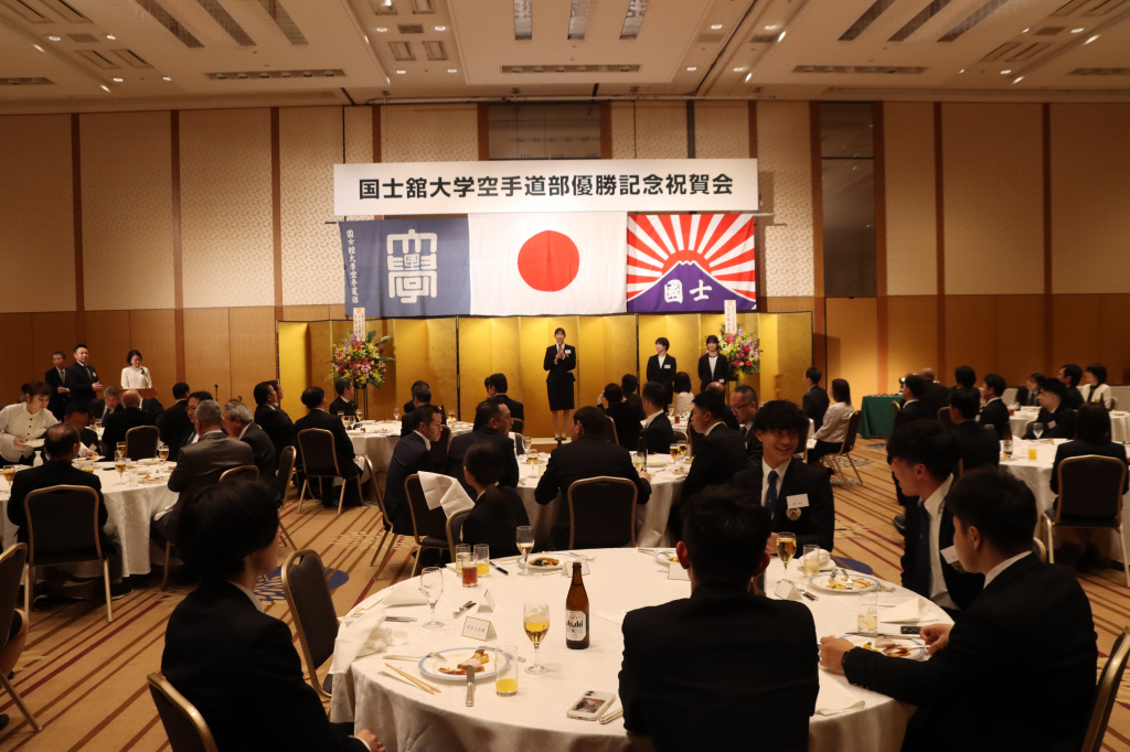 第1回ワールドカップ選手権大会出場のメンバーら
