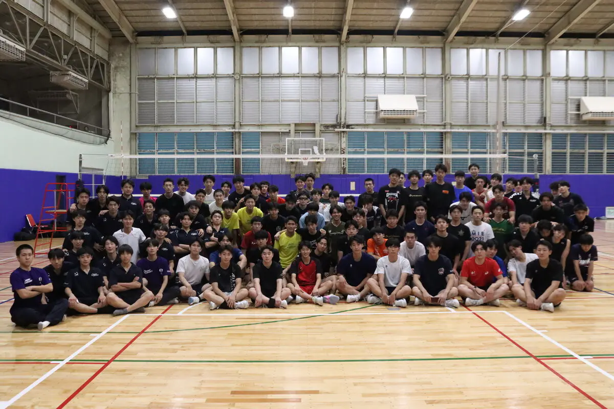 参加校での集合写真（亜細亜大学、大森学園高校、国士舘大学、昌平高校、山形城北高校）