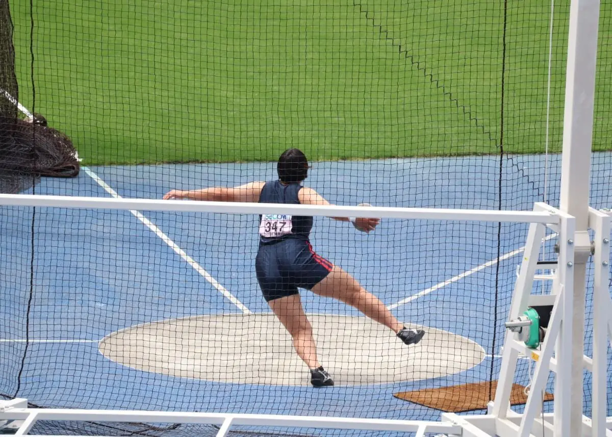 女子円盤投げ・世古選手